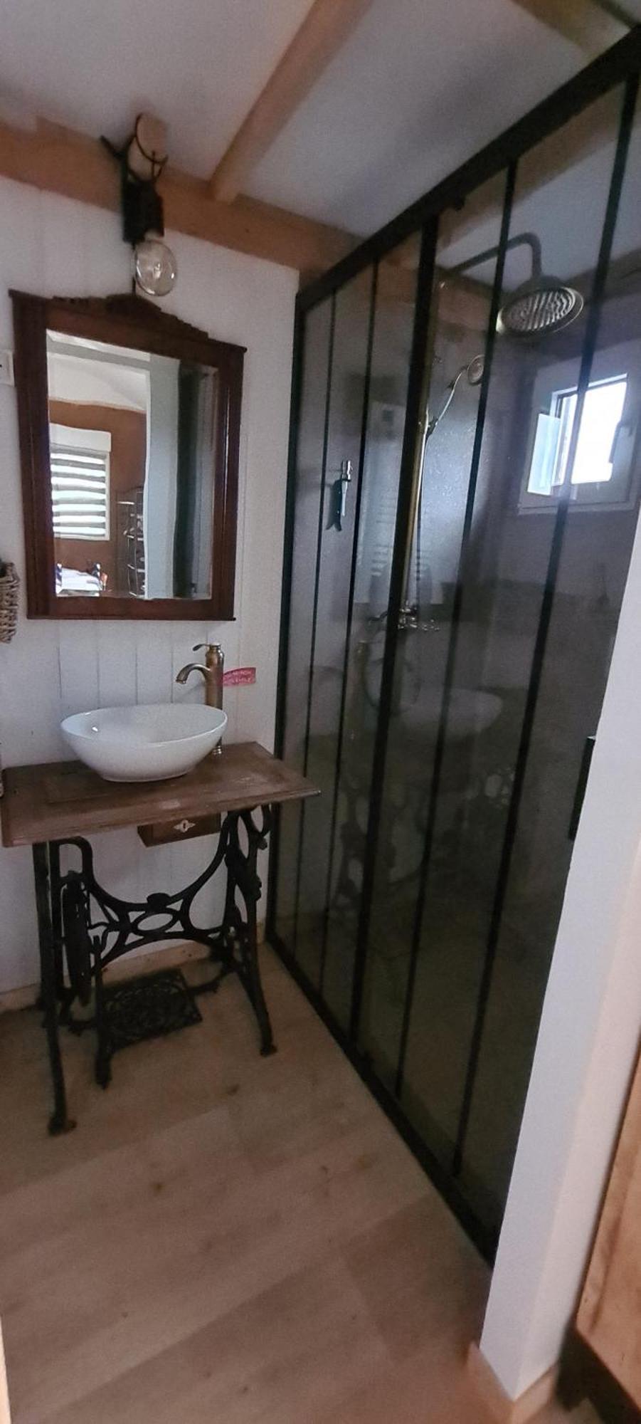 Les Milles Bottes Et Ses Roulottes Villa Encausse-les-Thermes Ngoại thất bức ảnh