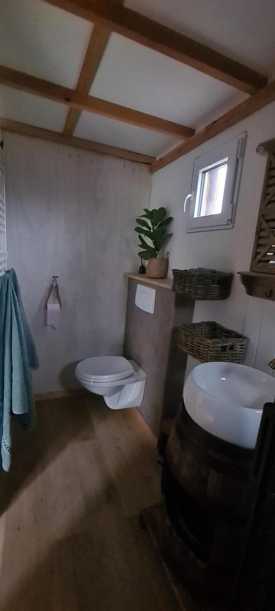 Les Milles Bottes Et Ses Roulottes Villa Encausse-les-Thermes Ngoại thất bức ảnh
